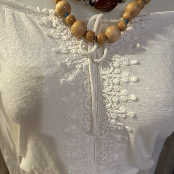 Aeropostale Cream Long Sleeve Ruffled Blouse‎ - Picture 3 of 6